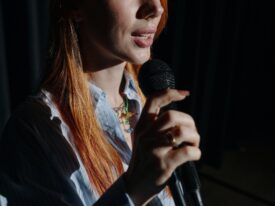 How To Care For And Enhance Your Singing Talent: A Complete Guide To Developing Your Voice, Building Lasting Technique, and Fully Realising Your Vocal Potential