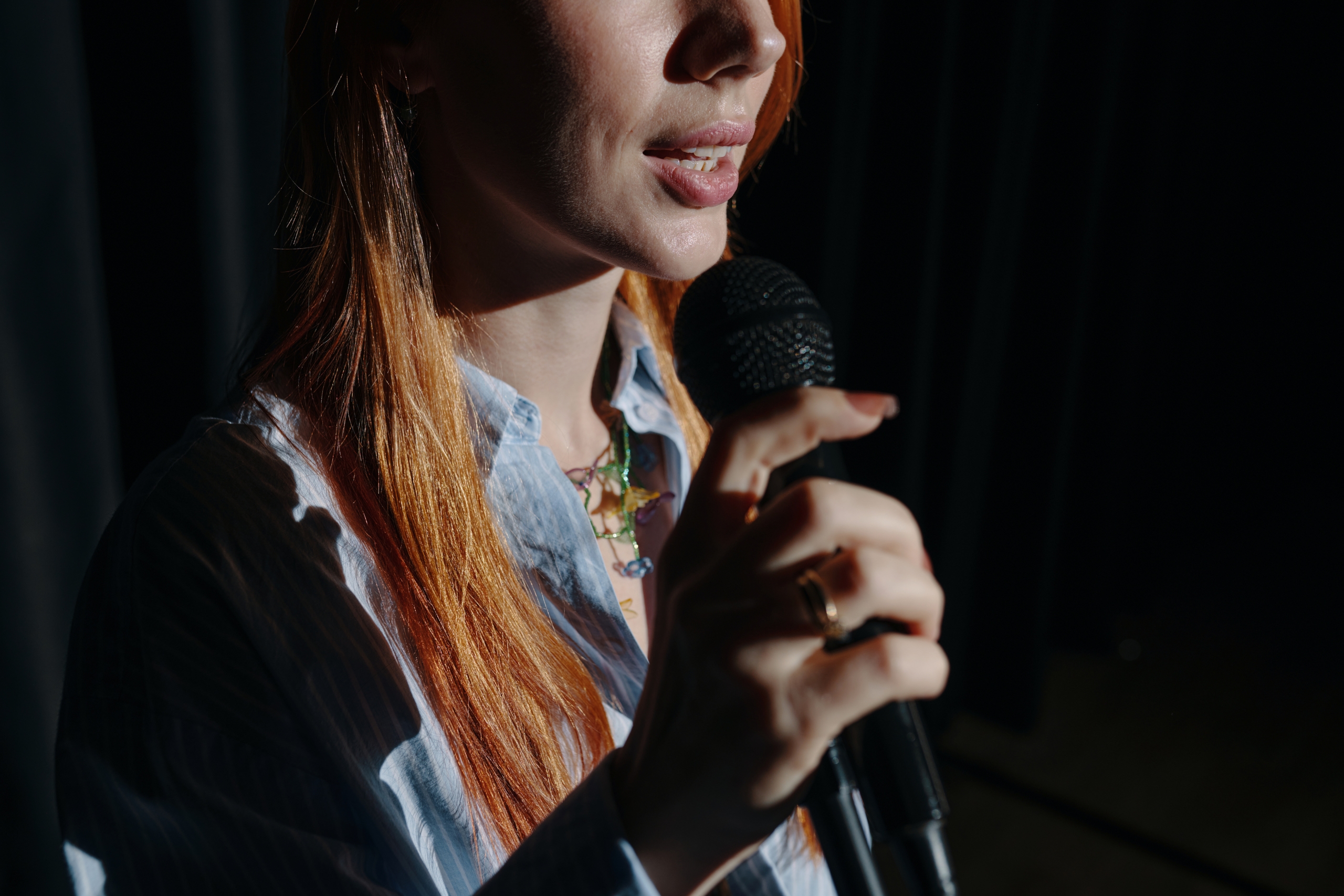 How To Care For And Enhance Your Singing Talent: A Complete Guide To Developing Your Voice, Building Lasting Technique, and Fully Realising Your Vocal Potential