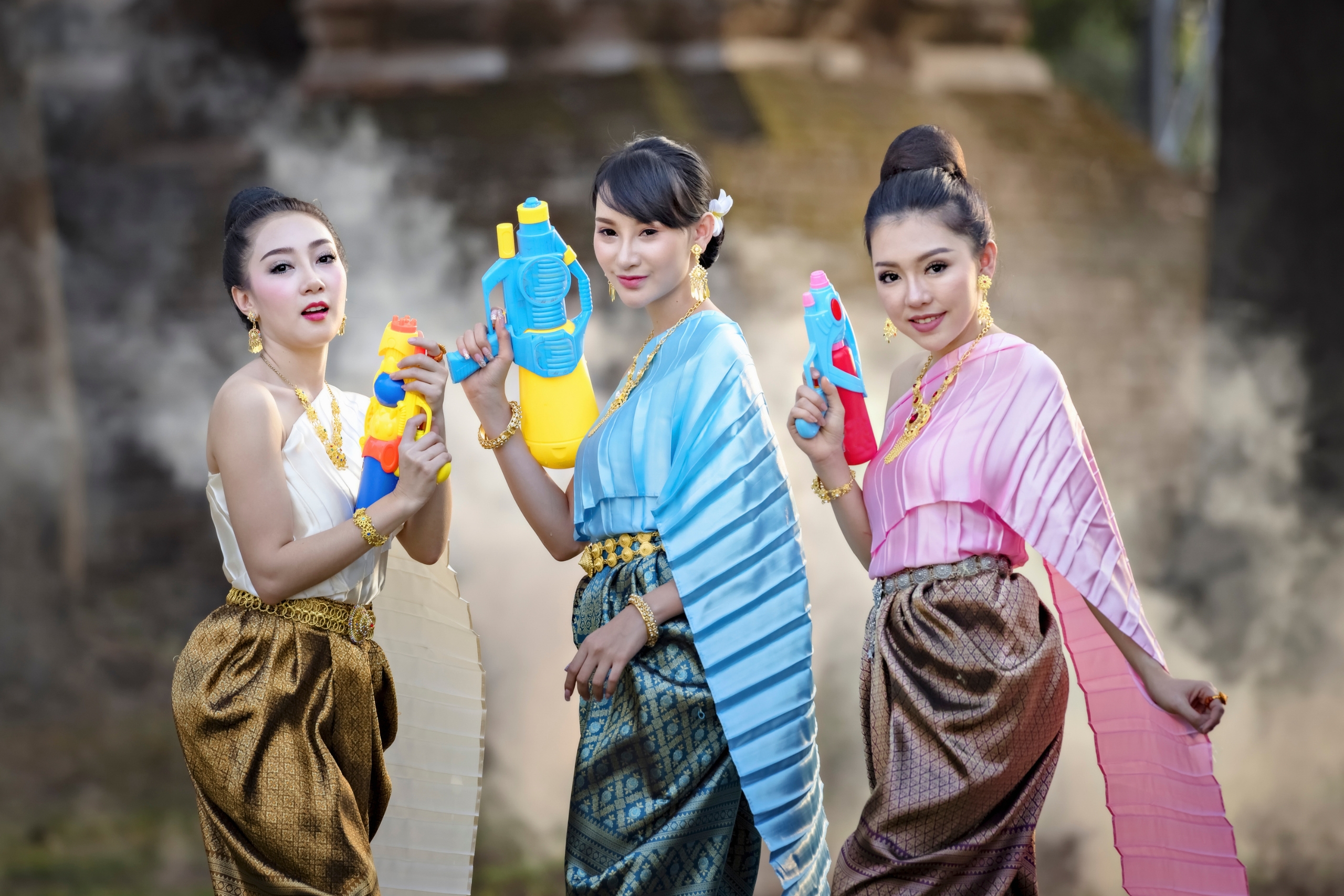 Wet And Wild: The Complete Traveller’s Guide To Experiencing Thailand’s Spectacular Songkran Water Festival And Its Deeply Meaningful Ancient Cultural Traditions